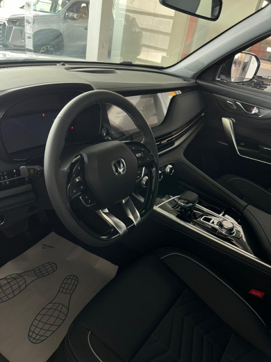 Changan CS95